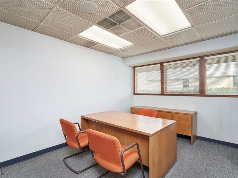 70 N Miller Road, Fairlawn, OH 44333 Photo 9