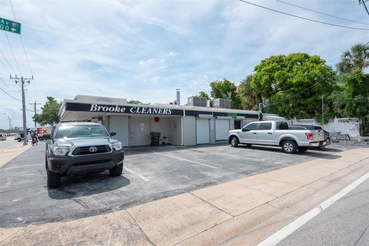 133 Main Street E, Daytona Beach, FL 32118 Photo