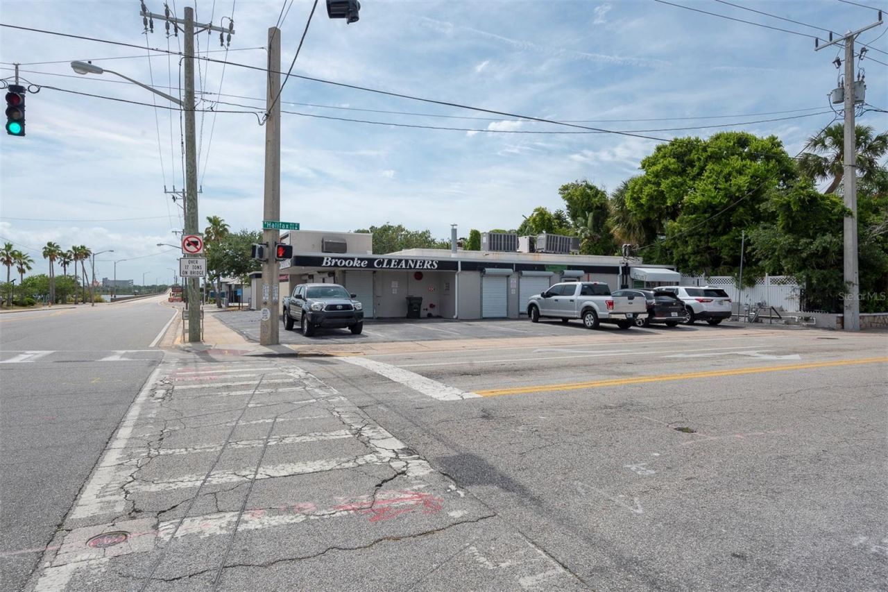 133 Main Street E, Daytona Beach, FL 32118 Photo
