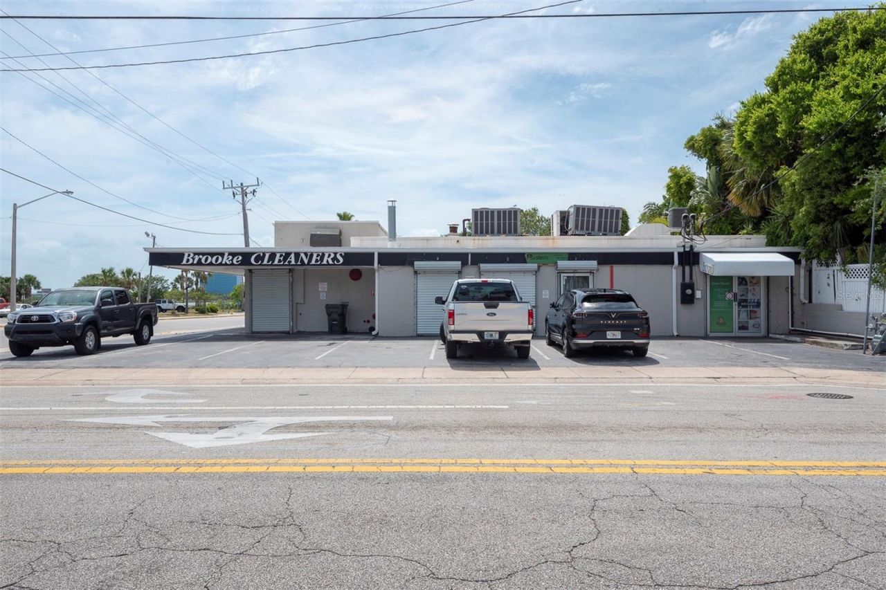 133 Main Street E, Daytona Beach, FL 32118 Photo