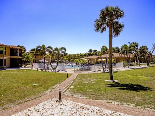 5117 Sea Bell Rd, Unit B101, Sanibel, FL 33957