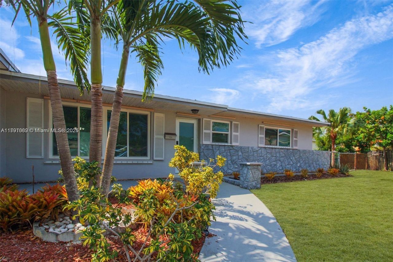 8441 NW 18th St, Pembroke Pines, FL 33024 Photo