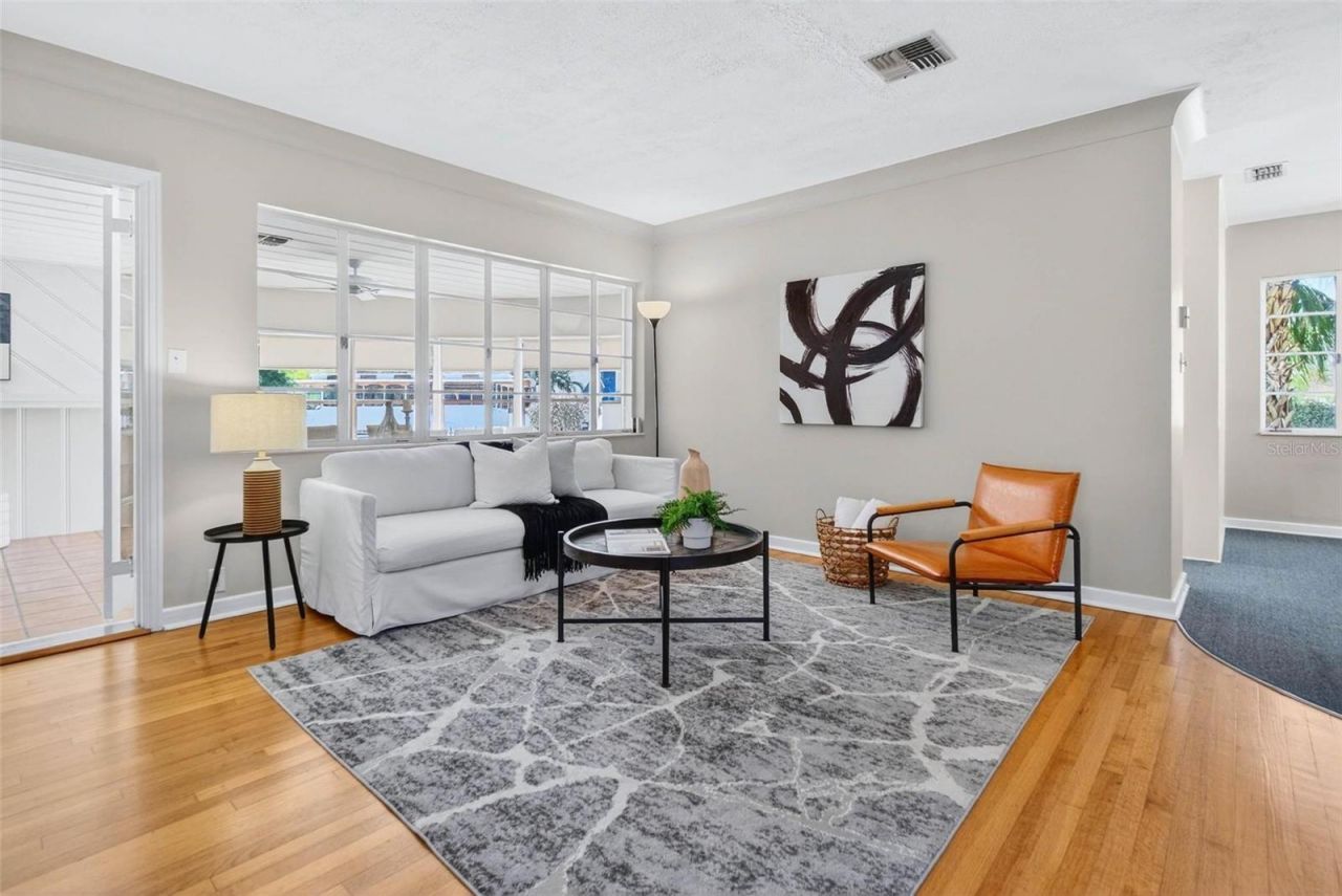 300 22nd Avenue S, Saint Petersburg, FL 33705 Photo