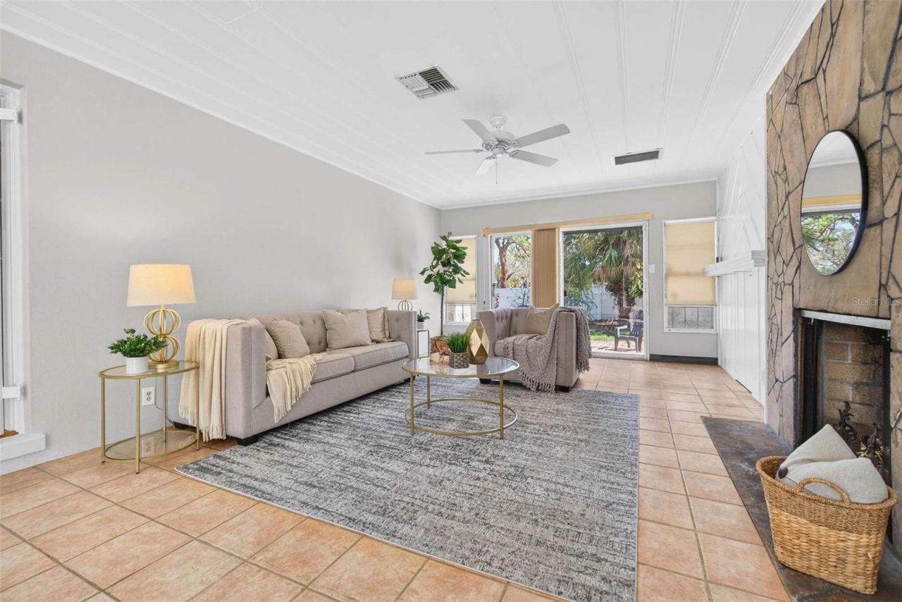 300 22nd Avenue S, Saint Petersburg, FL 33705 Photo