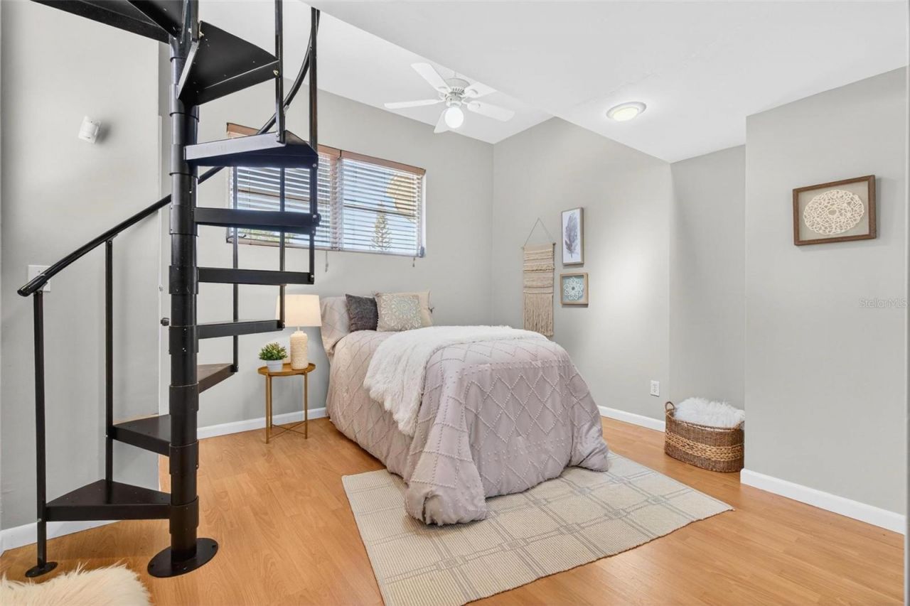 300 22nd Avenue S, Saint Petersburg, FL 33705 Photo