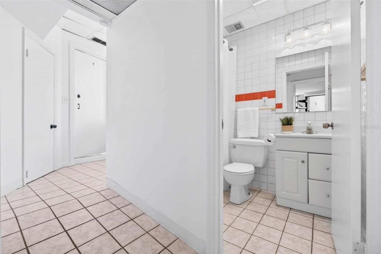 300 22nd Avenue S, Saint Petersburg, FL 33705 Photo