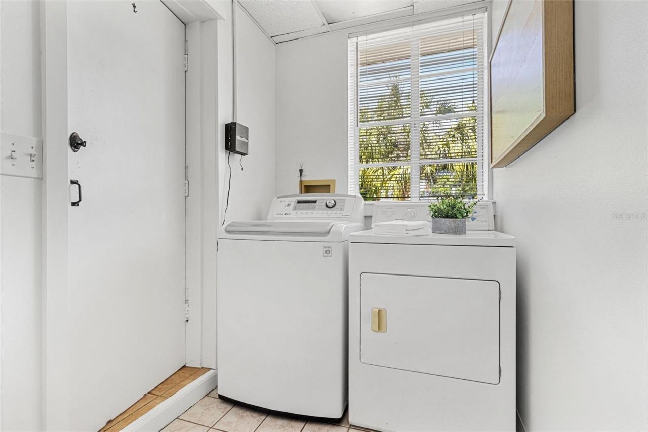 300 22nd Avenue S, Saint Petersburg, FL 33705 Photo