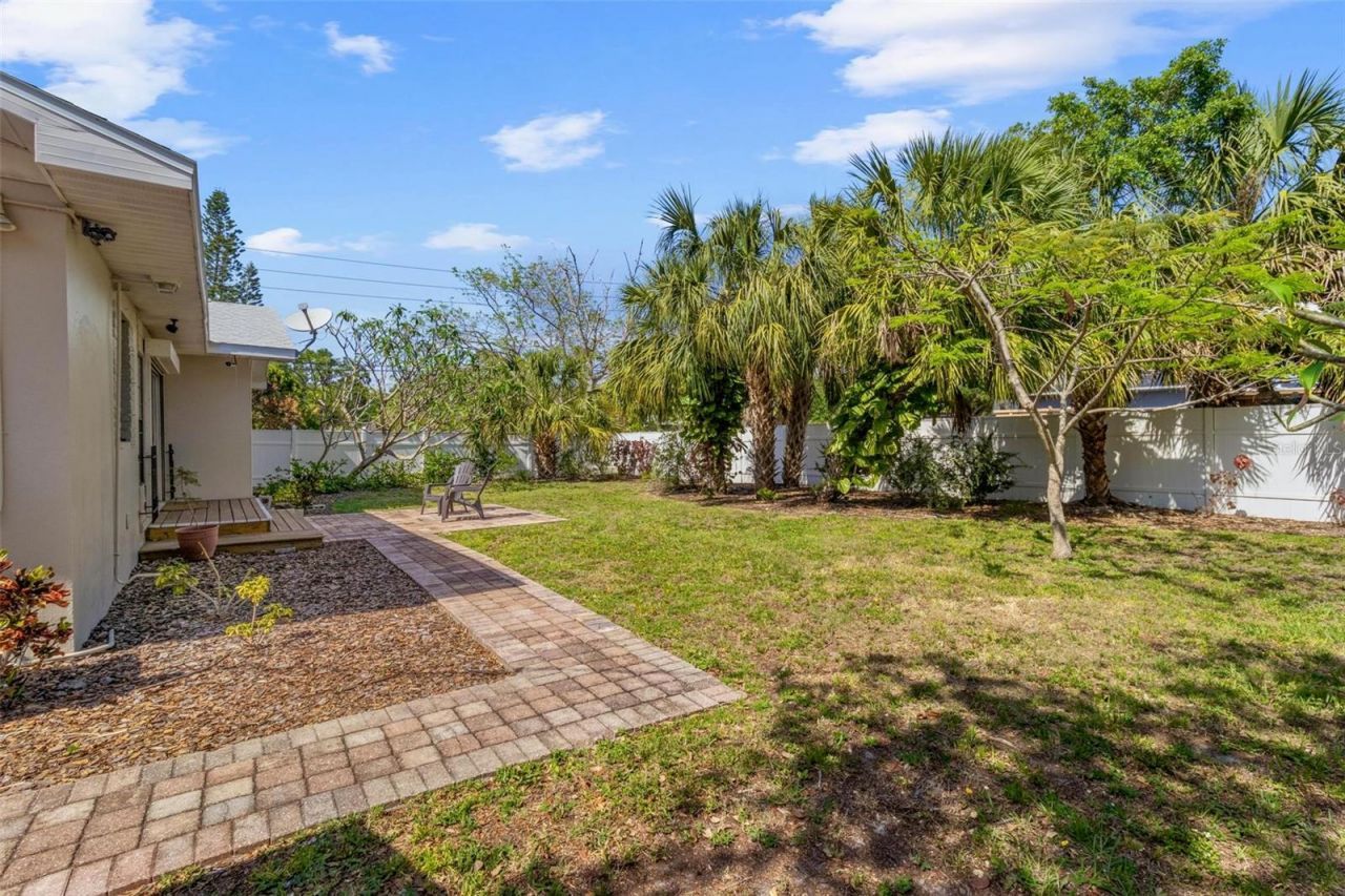 300 22nd Avenue S, Saint Petersburg, FL 33705 Photo