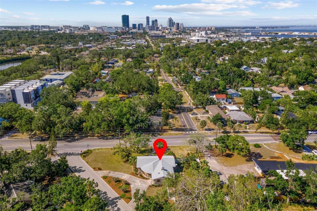 300 22nd Avenue S, Saint Petersburg, FL 33705 Photo