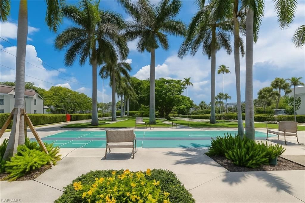 530 Broad Ave S, Unit 530, Naples, FL 34102 Photo