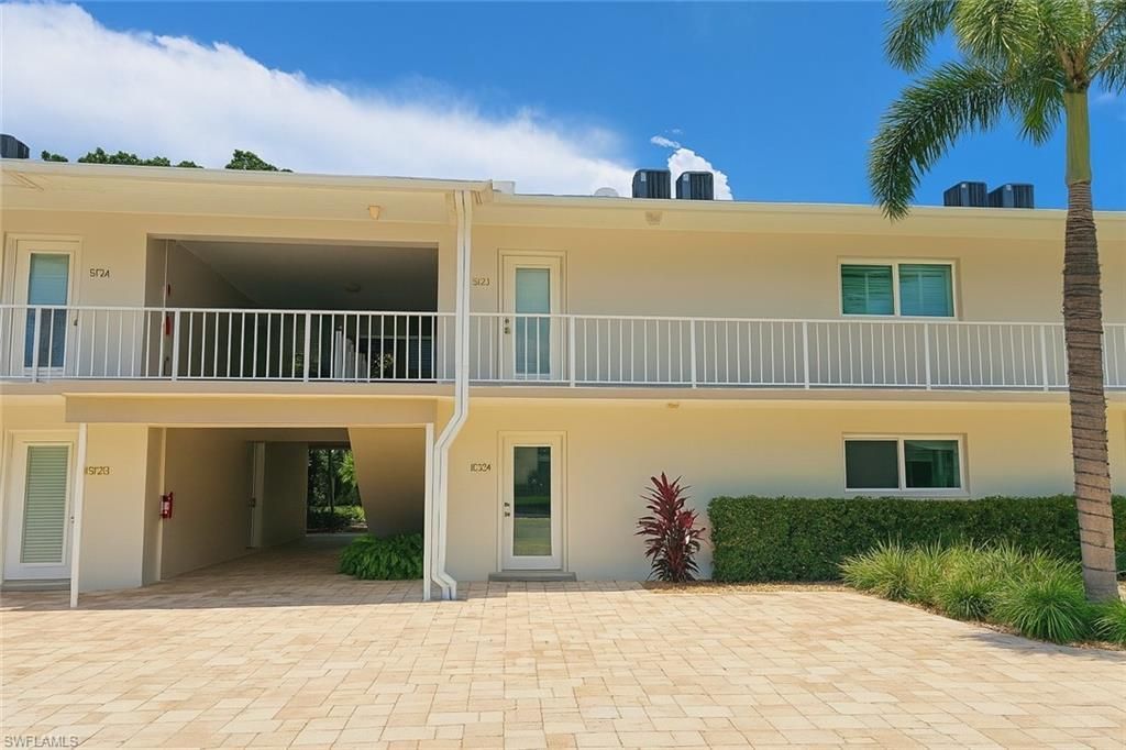 530 Broad Ave S, Unit 530, Naples, FL 34102 Photo
