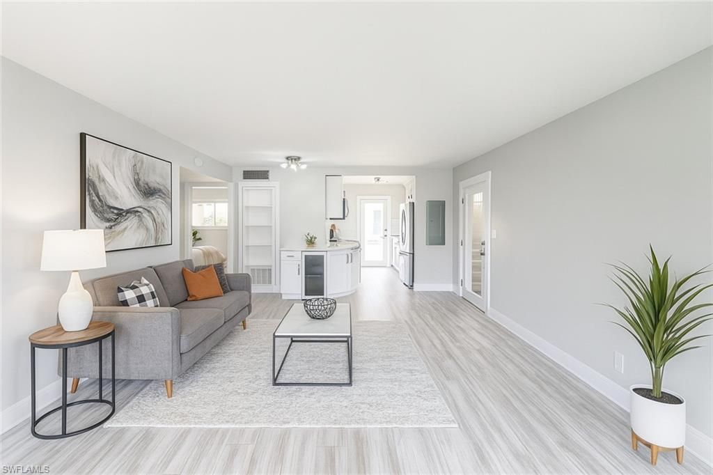 530 Broad Ave S, Unit 530, Naples, FL 34102 Photo