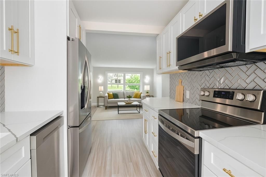 530 Broad Ave S, Unit 530, Naples, FL 34102 Photo