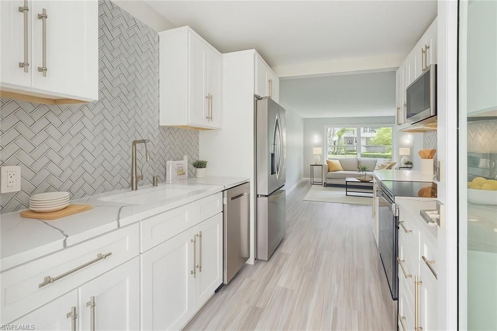 530 Broad Ave S, Unit 530, Naples, FL 34102 Photo