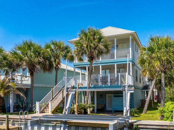 1406 Homeport Drive, Navarre, FL 32566