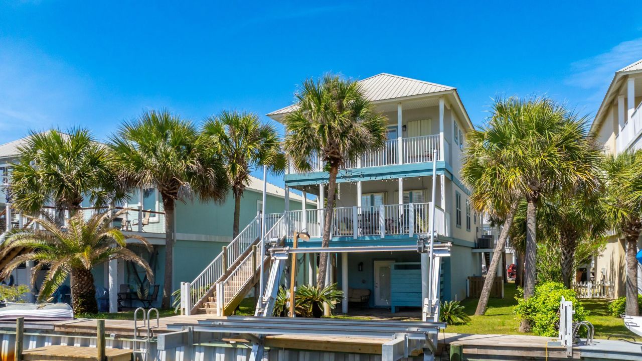 1406 Homeport Drive, Navarre, FL 32566 Main Photo