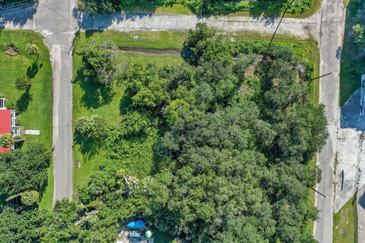 901 7th Street Photo 7