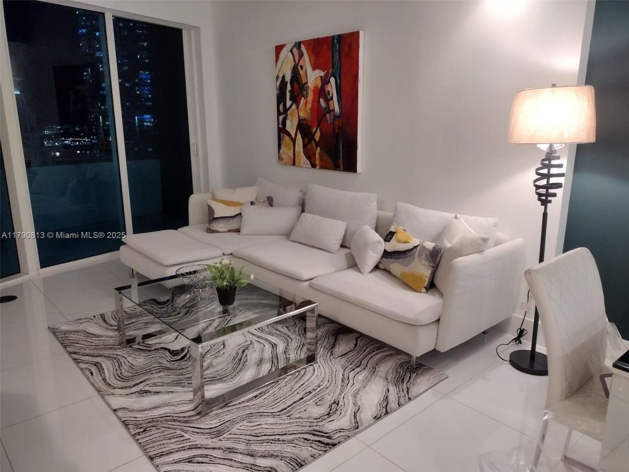 60 SW 13th St, Unit 4218, Miami, FL 33130 Photo