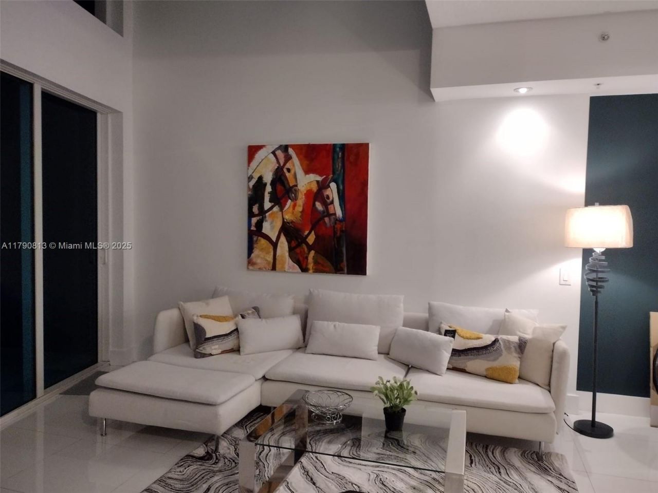 60 SW 13th St, Unit 4218, Miami, FL 33130 Photo