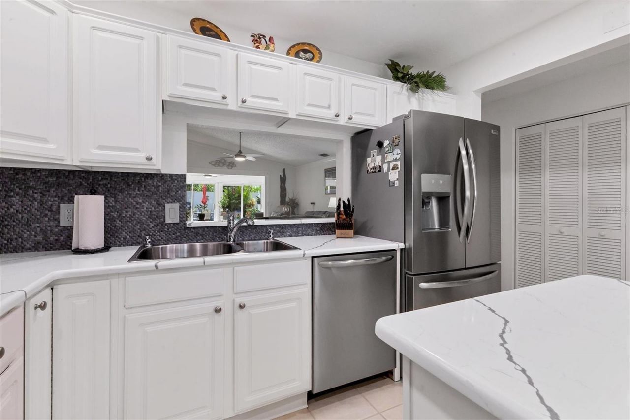 6304 Pelican Drive, Bradenton, FL 34210 Photo