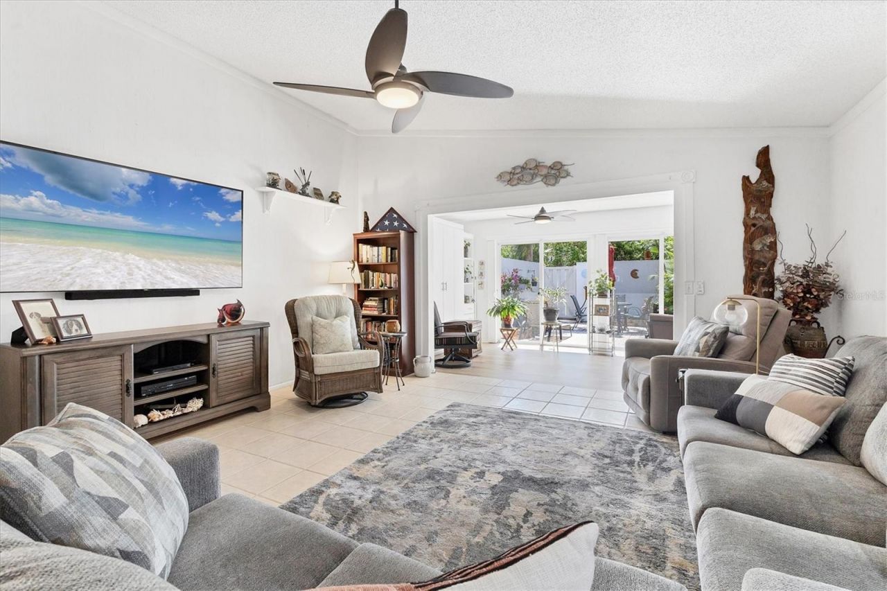 6304 Pelican Drive, Bradenton, FL 34210 Photo