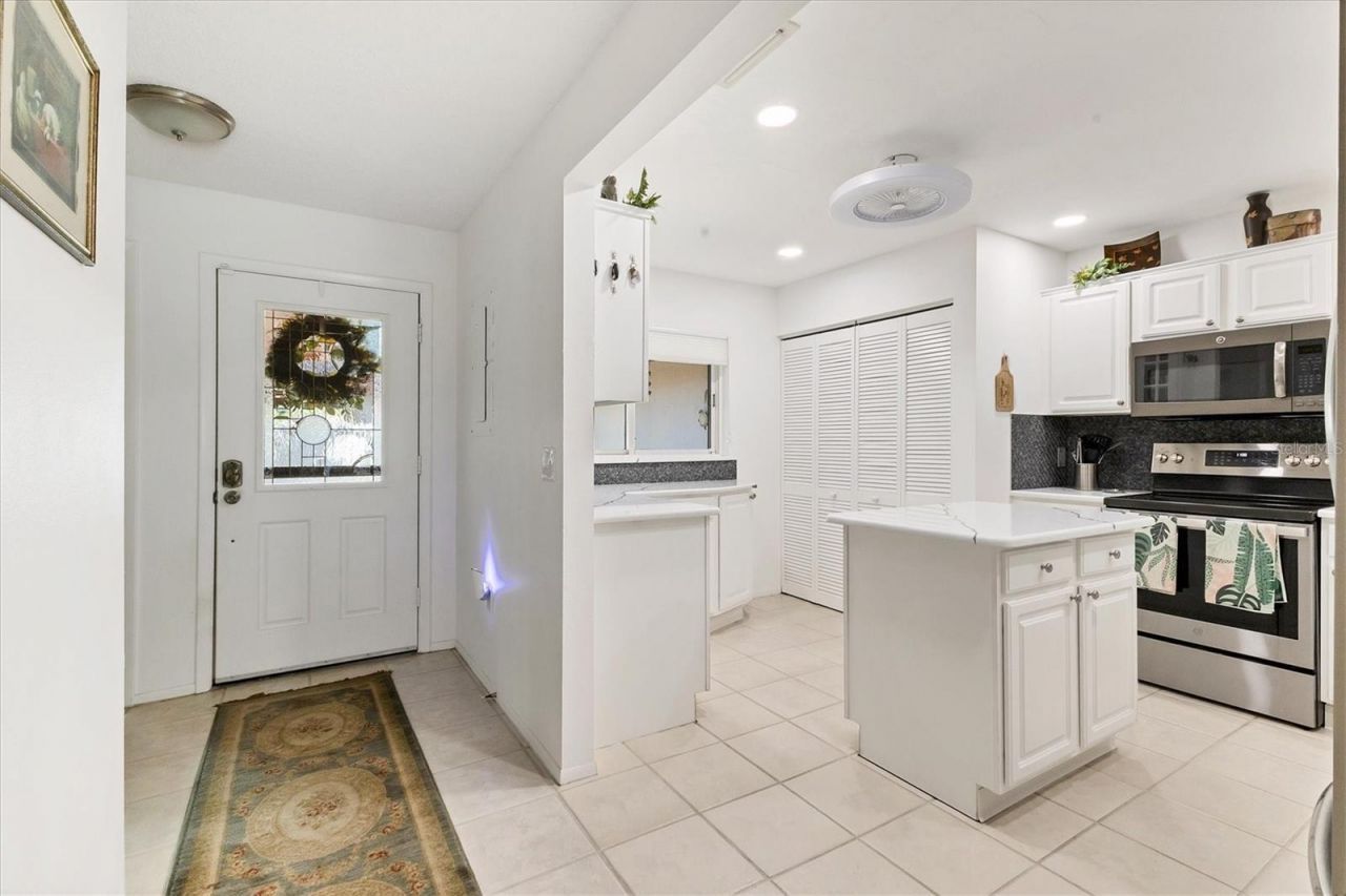 6304 Pelican Drive, Bradenton, FL 34210 Photo