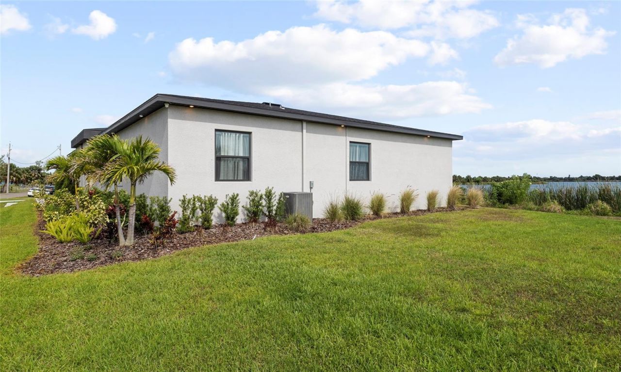 3610 Gulf City Road, Ruskin, FL 33570 Photo