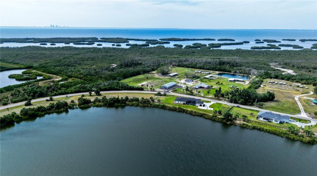 3610 Gulf City Road, Ruskin, FL 33570 Photo