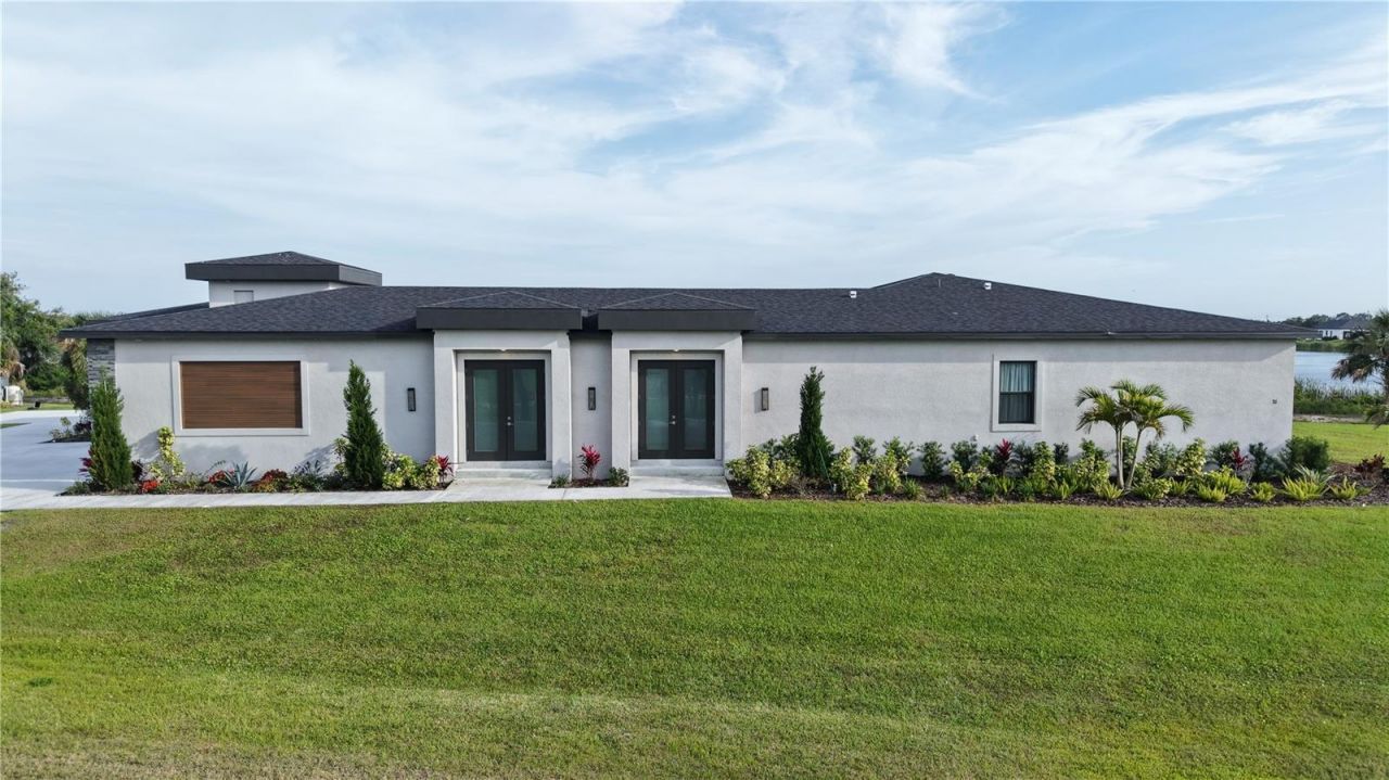 3610 Gulf City Road, Ruskin, FL 33570 Photo