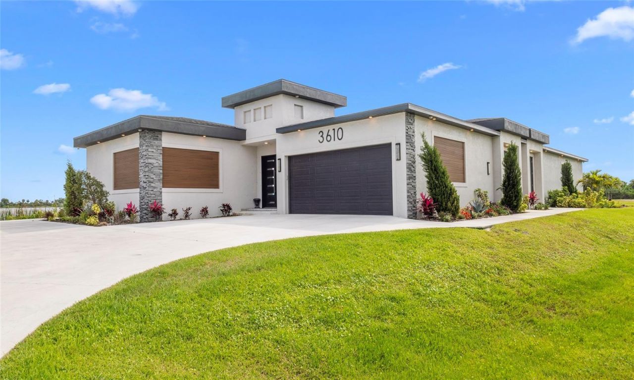 3610 Gulf City Road, Ruskin, FL 33570 Photo