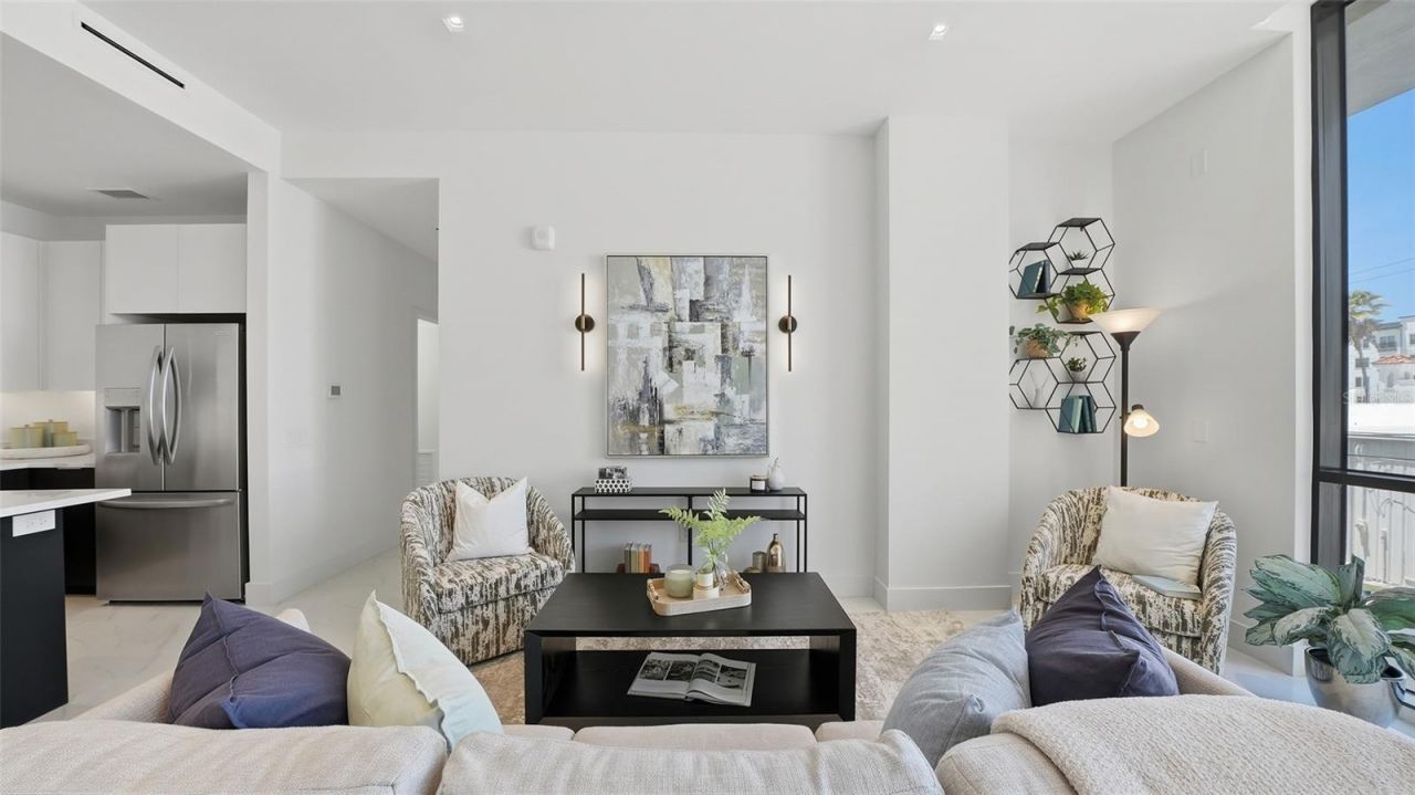 430 Kumquat Court, Unit 202, Sarasota, FL 34236 Photo