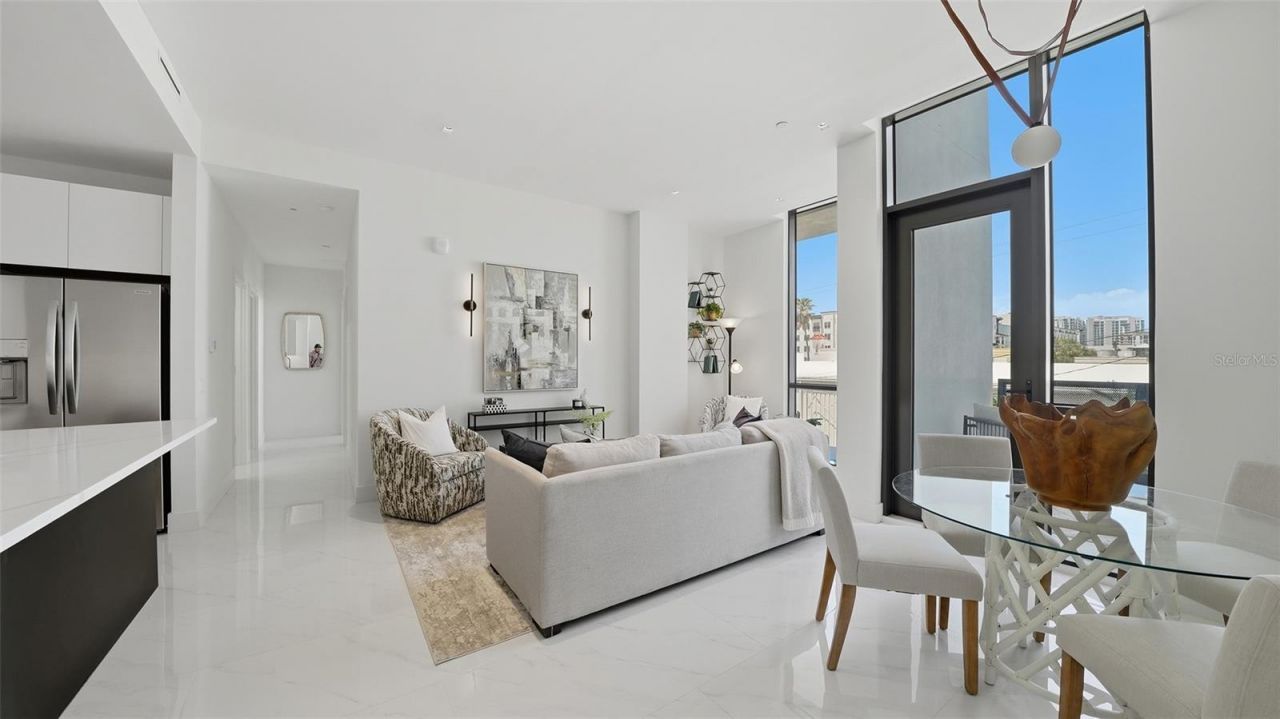 430 Kumquat Court, Unit 202, Sarasota, FL 34236 Photo