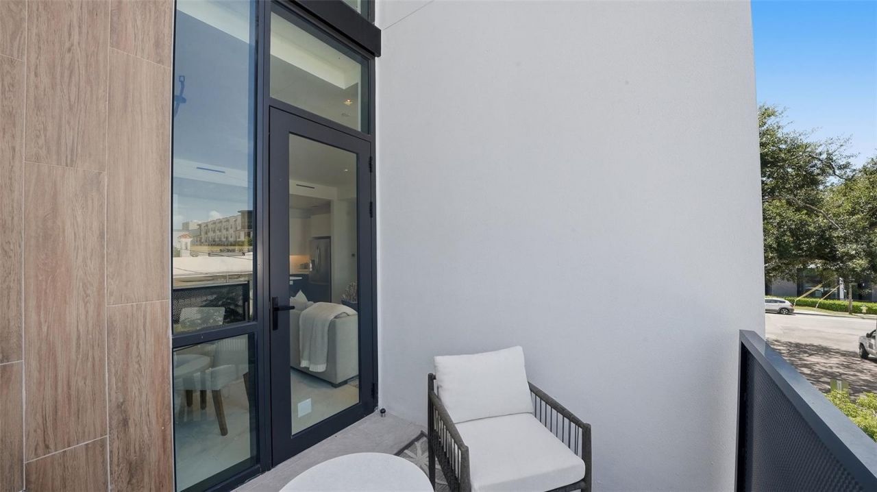 430 Kumquat Court, Unit 202, Sarasota, FL 34236 Photo