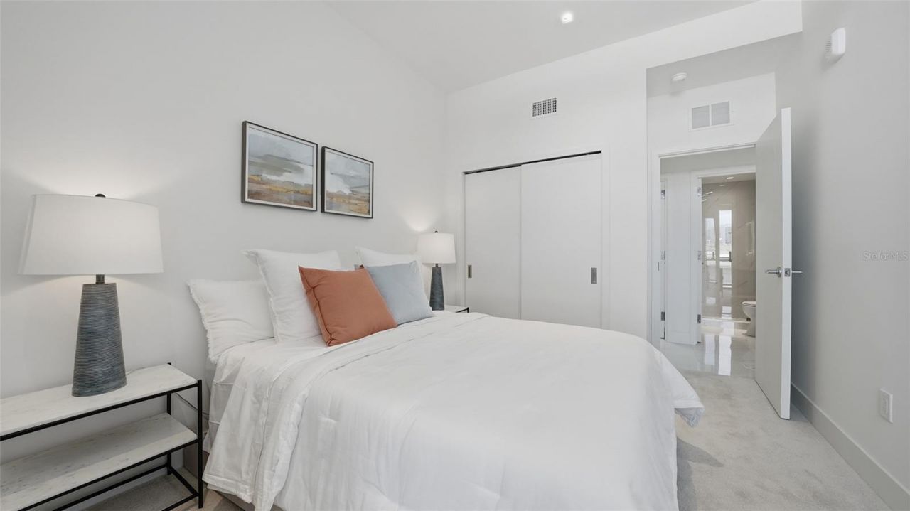 430 Kumquat Court, Unit 202, Sarasota, FL 34236 Photo
