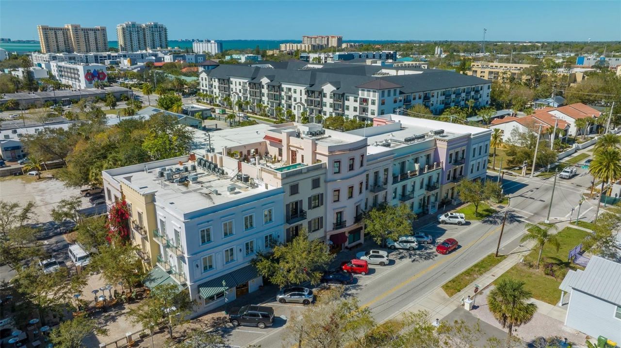 430 Kumquat Court, Unit 202, Sarasota, FL 34236 Photo