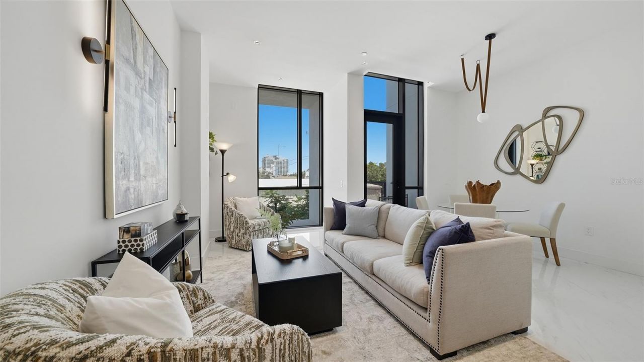 430 Kumquat Court, Unit 202, Sarasota, FL 34236 Photo