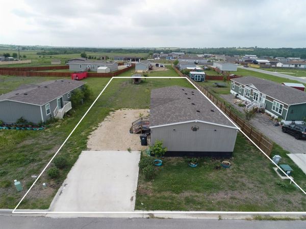 480 Ganado DR, Kyle, TX 78640