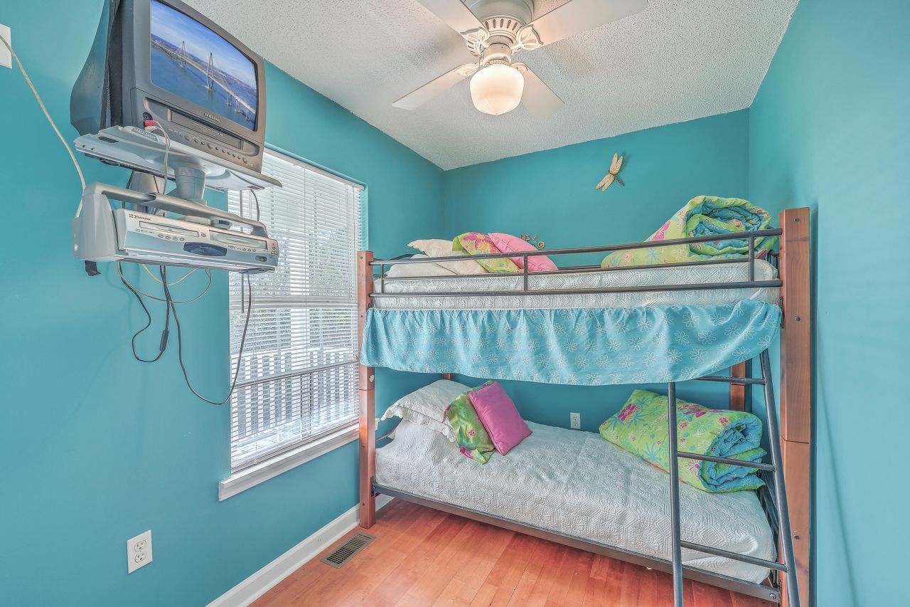 4401 Prices Bridge Lane Photo 23