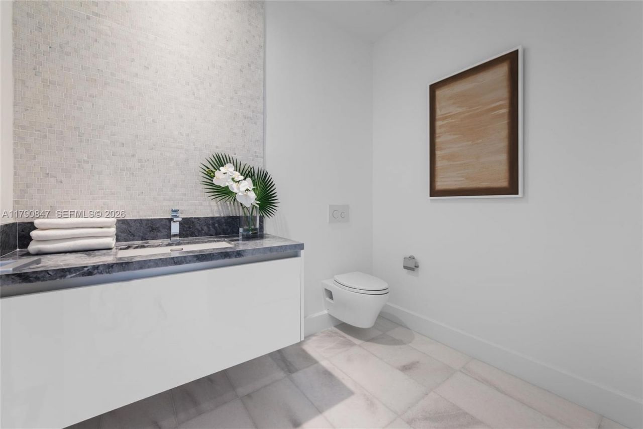 700 NE 26th Ter, Unit TH-403, Miami, FL 33137 Photo