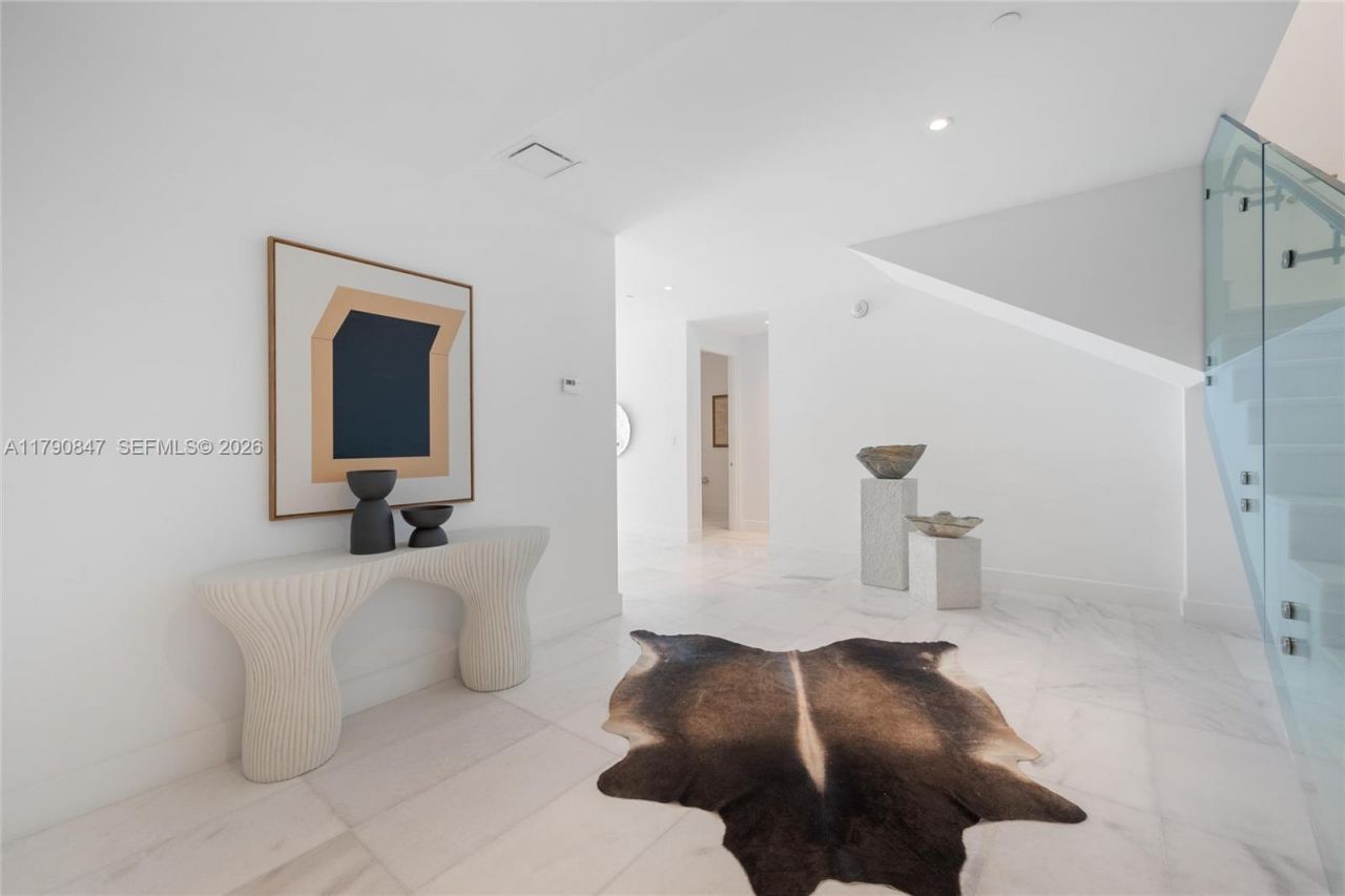 700 NE 26th Ter, Unit TH-403, Miami, FL 33137 Photo