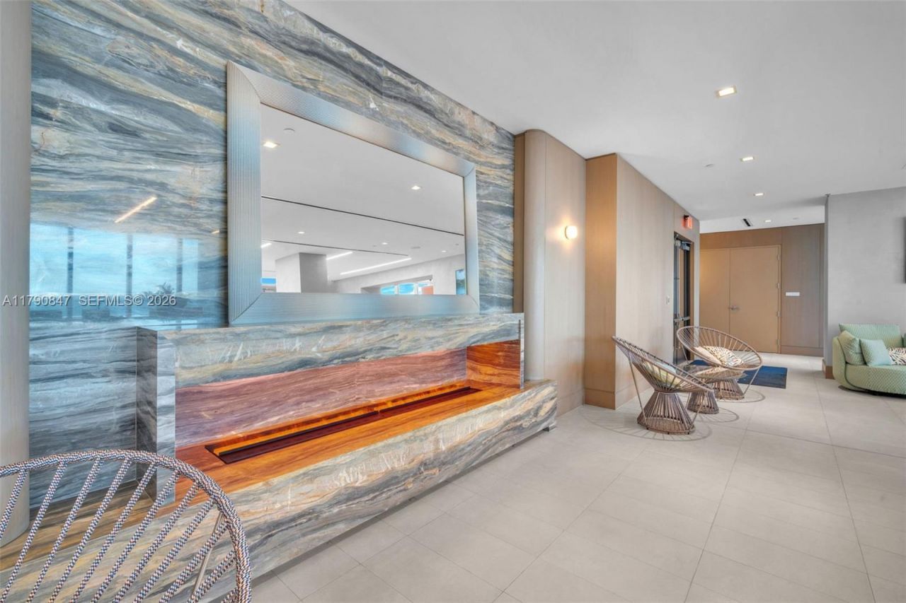 700 NE 26th Ter, Unit TH-403, Miami, FL 33137 Photo