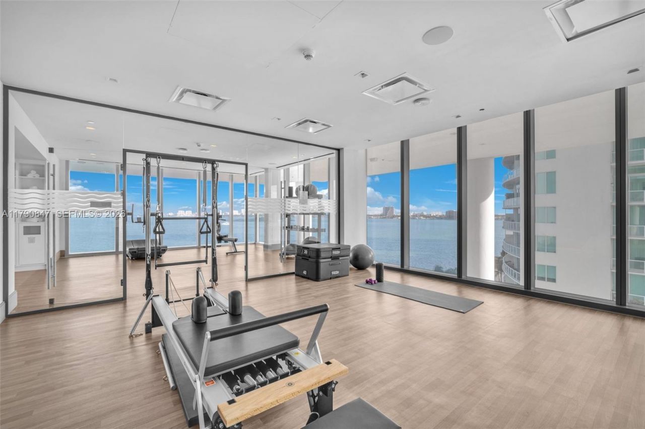 700 NE 26th Ter, Unit TH-403, Miami, FL 33137 Photo