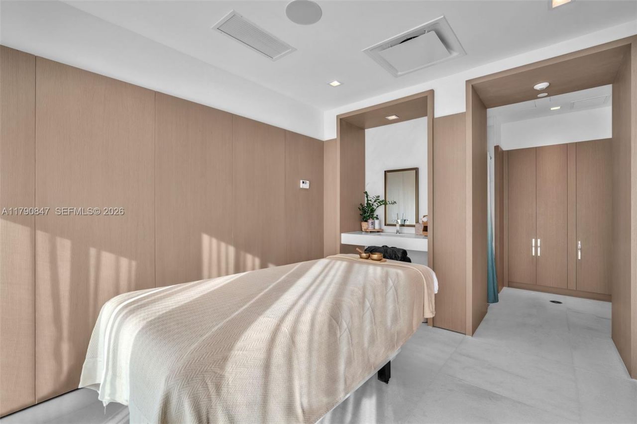 700 NE 26th Ter, Unit TH-403, Miami, FL 33137 Photo