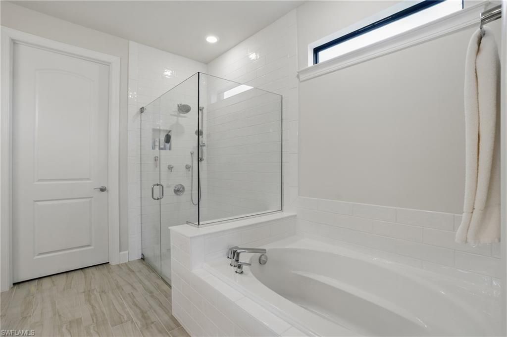 12905 Hadley Ct, Fort Myers, FL 33913 Photo