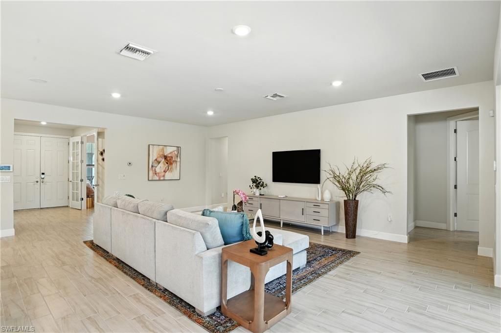 12905 Hadley Ct, Fort Myers, FL 33913 Photo