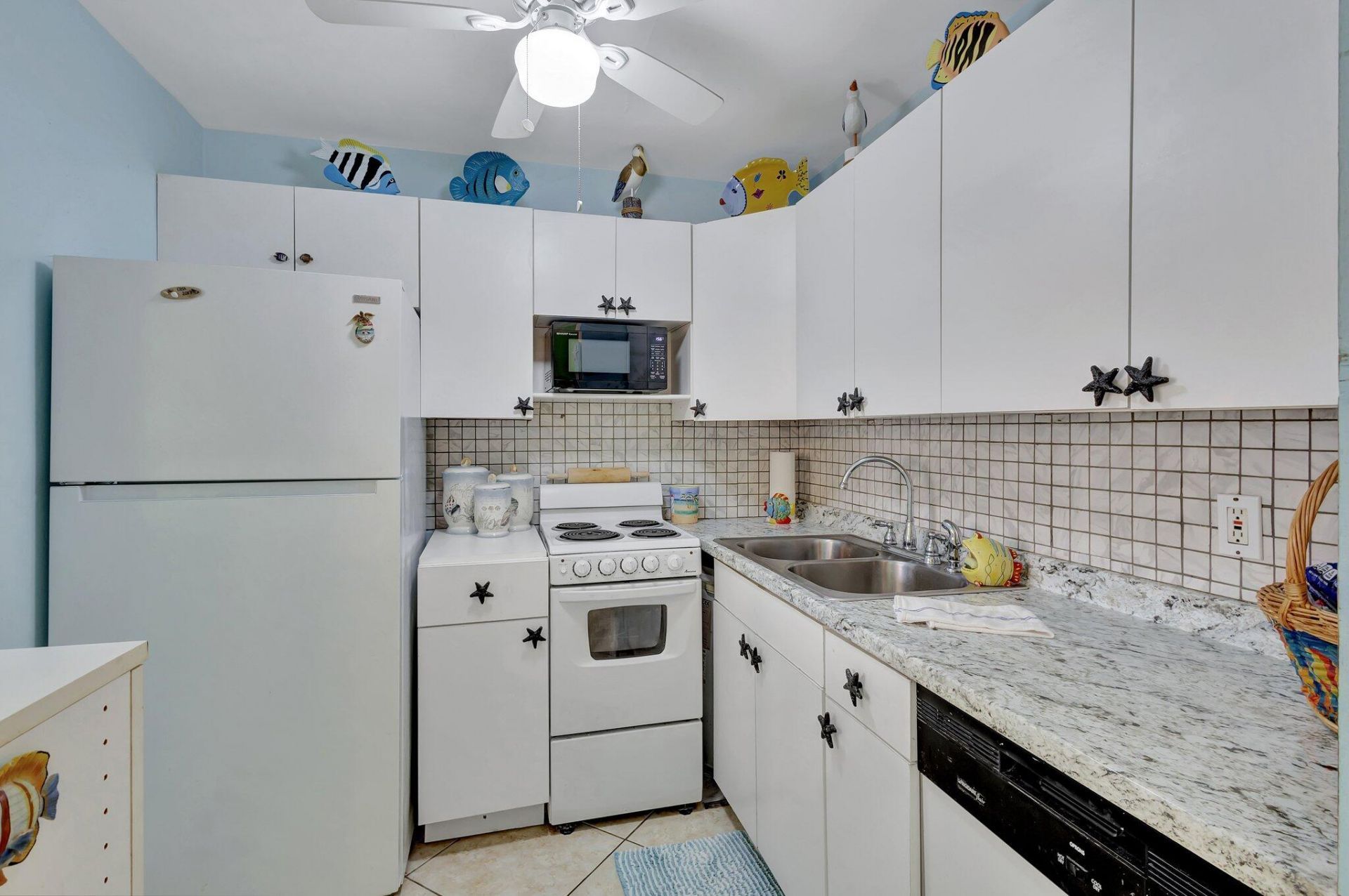 107 Sheffield E, West Palm Beach, FL 33417 Photo