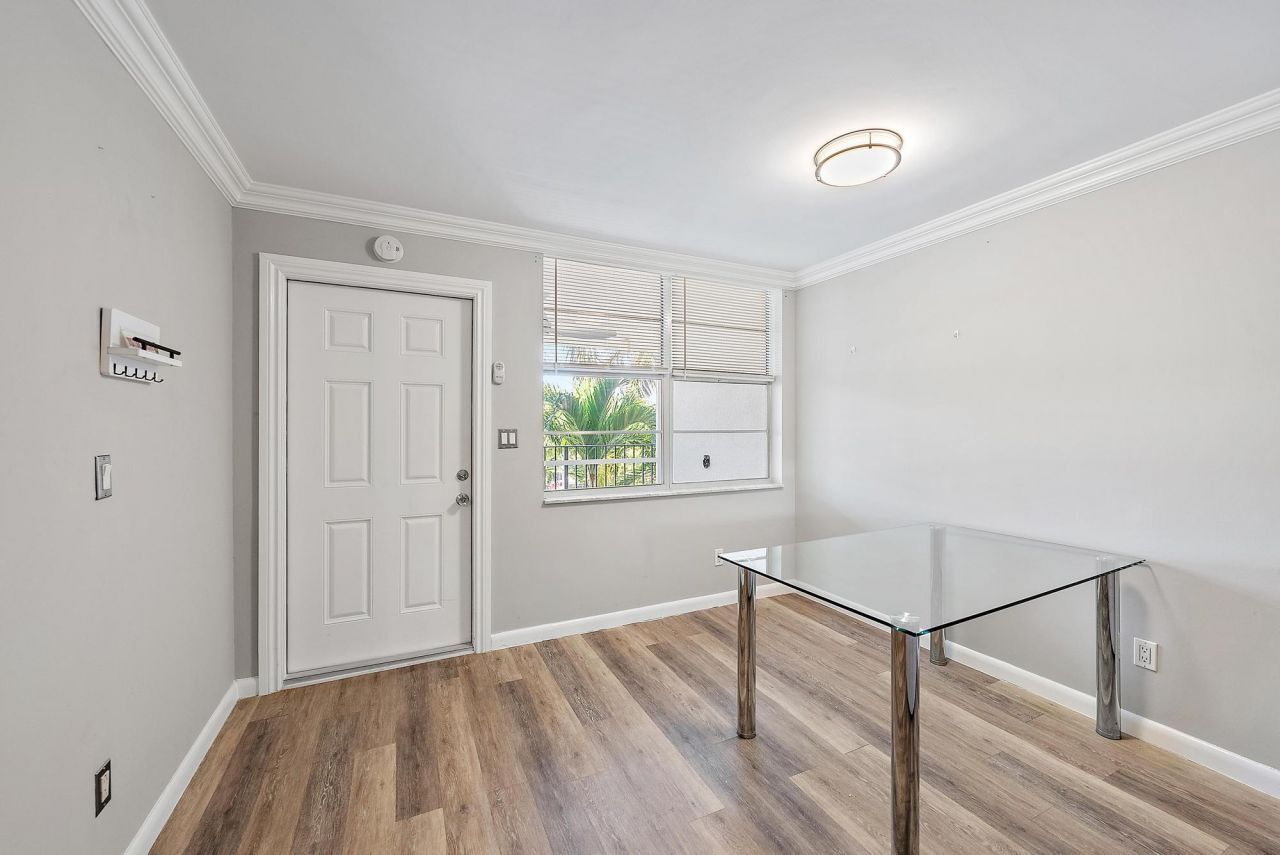 109 Paradise Harbour Boulevard, Unit 307, North Palm Beach, FL 33408 Photo