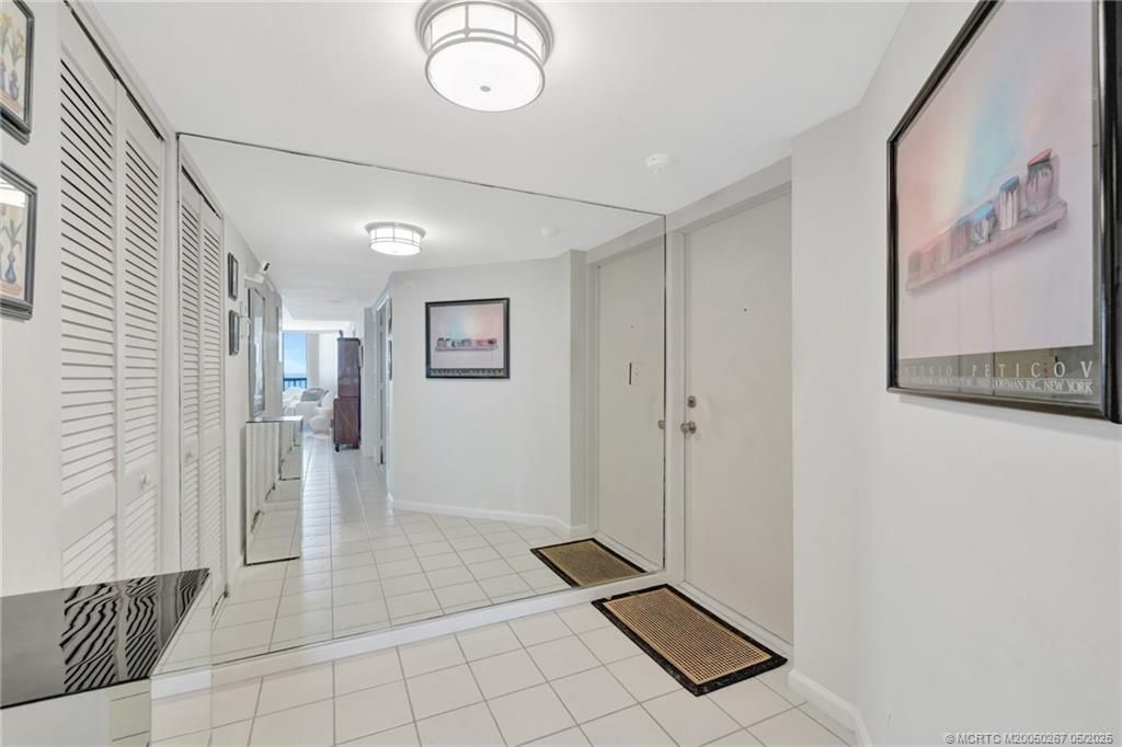 9500 S Ocean Drive, Unit Higher Flo, Jensen Beach, FL 34957 Photo