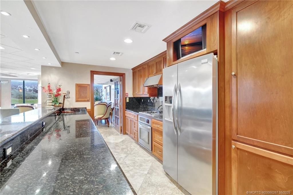 9500 S Ocean Drive, Unit Higher Flo, Jensen Beach, FL 34957 Photo