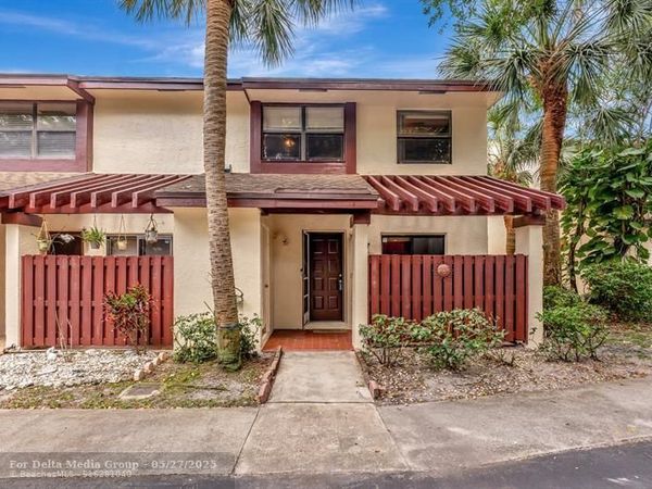 3725 Carambola Circle, Unit 2824, Coconut Creek, FL 33066